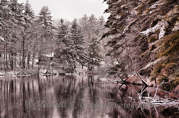 Winter Comes to Millers River in Athol